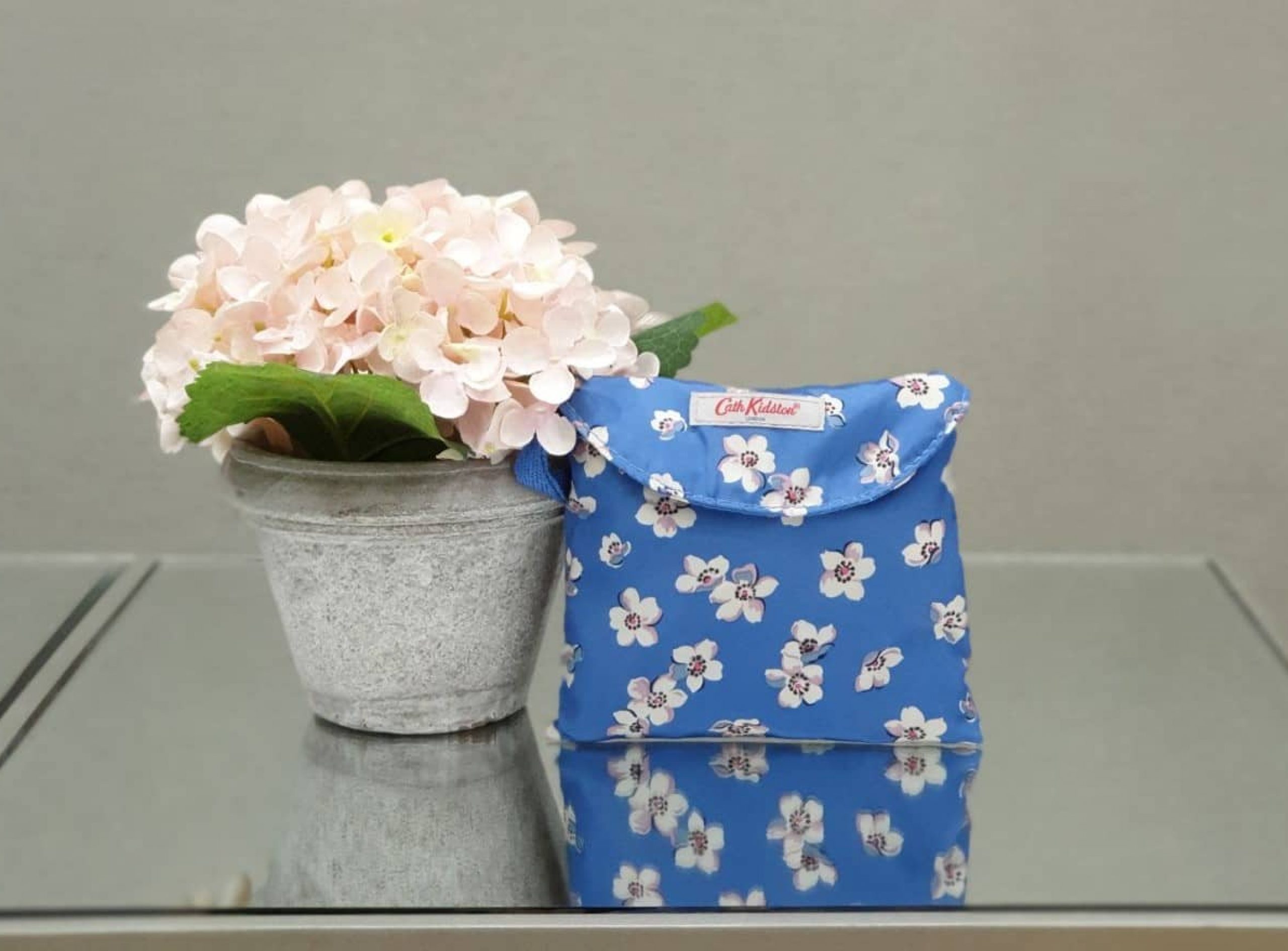 Cath Kidston Foldaway Tote Grove Ditsy in Cadet Light Blue Flowers